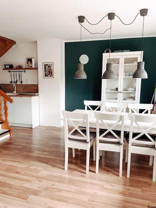 *Top*+Allgaeu*Familie*Netflix*Mit Garten & *Ps4* Kaufbeuren Luaran gambar