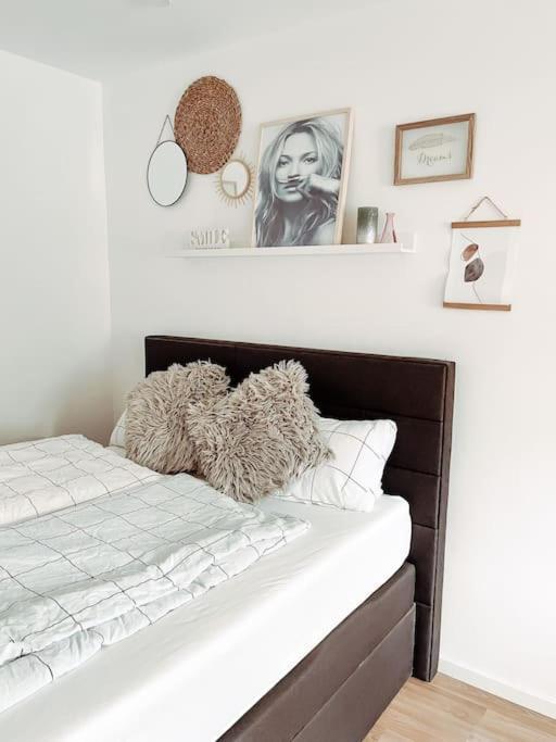 *Top*+Allgaeu*Familie*Netflix*Mit Garten & *Ps4* Kaufbeuren Luaran gambar