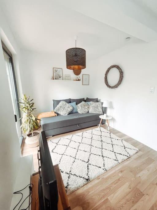 *Top*+Allgaeu*Familie*Netflix*Mit Garten & *Ps4* Kaufbeuren Luaran gambar