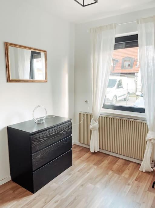 *Top*+Allgaeu*Familie*Netflix*Mit Garten & *Ps4* Kaufbeuren Luaran gambar
